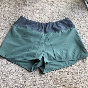 Running shorts